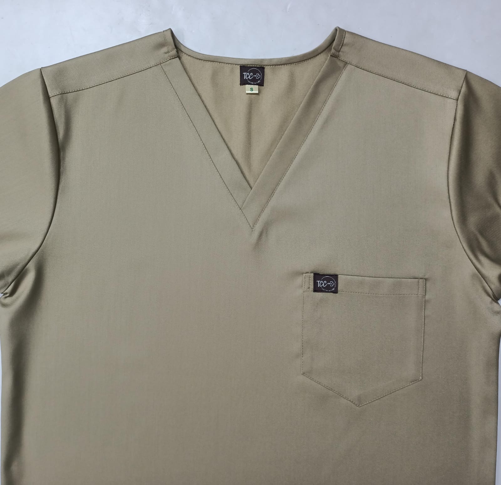 demo-chest-kinetic-khaki